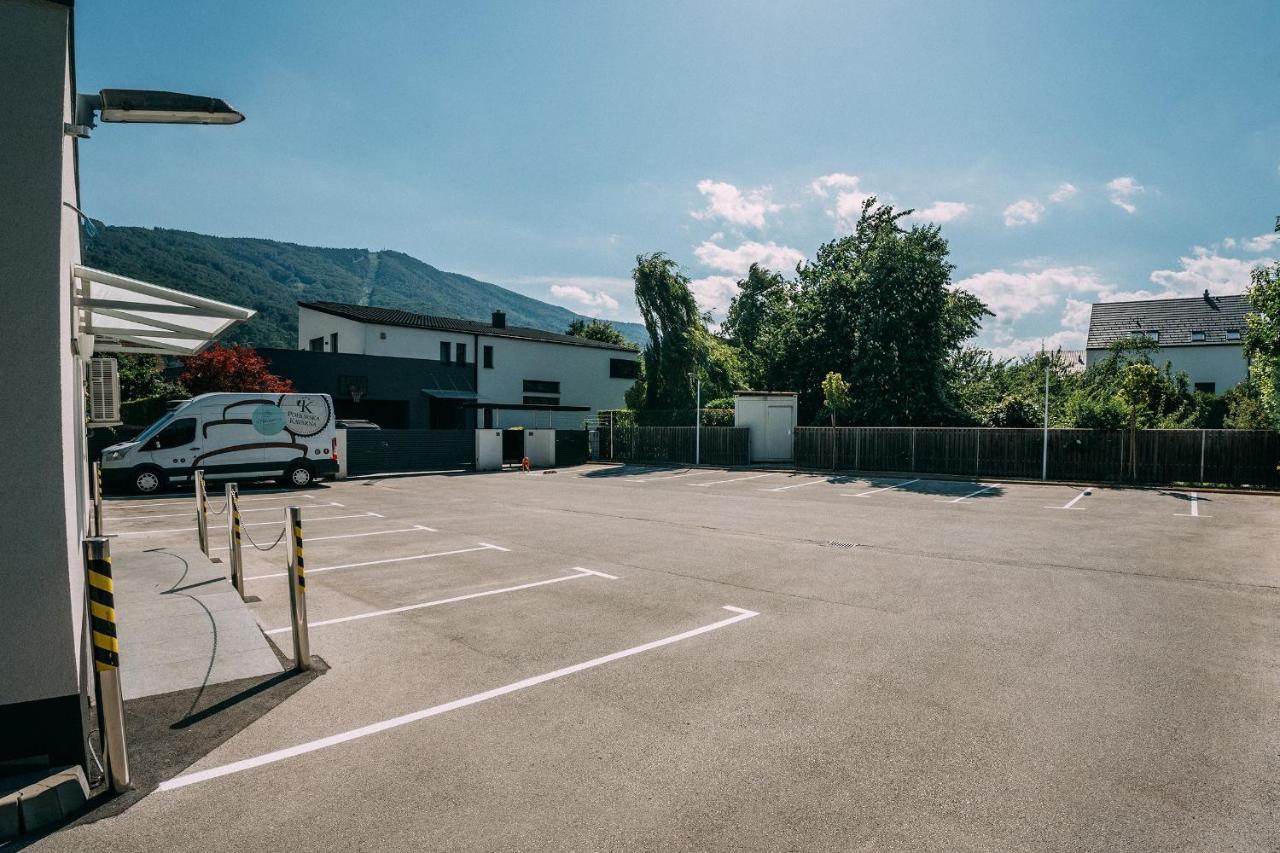 Pohorska Kavarna Hiša za goste Maribor